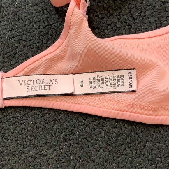 Victoria’s Secret Demi bra - Picture 9 of 10
